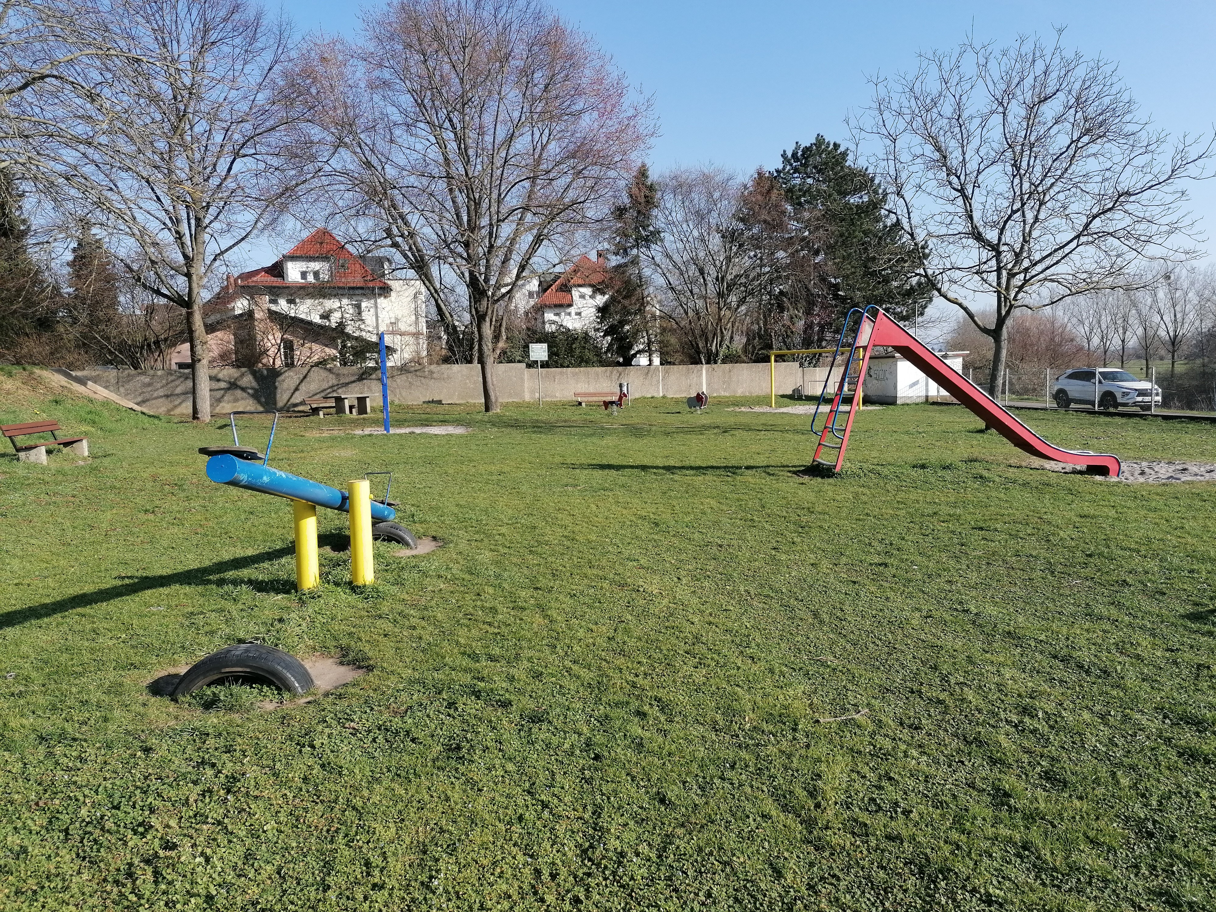 Spielplatz Uferstraße